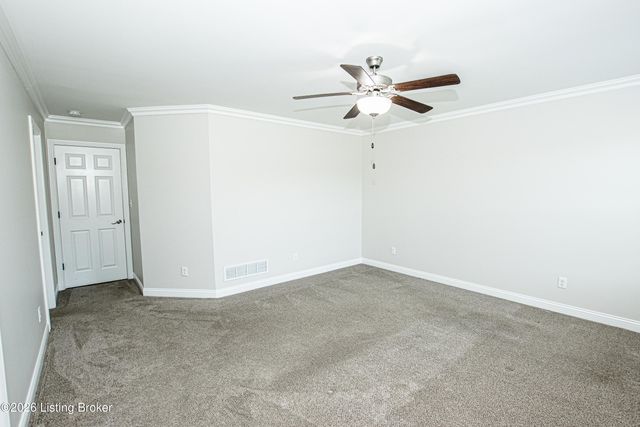 10104 Cedar Garden Dr, Louisville, KY 40291