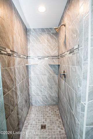 10104 Cedar Garden Dr, Louisville, KY 40291