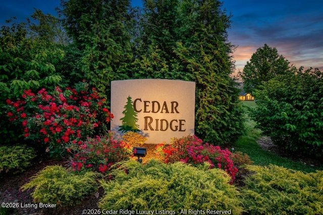 10104 Cedar Garden Dr, Louisville, KY 40291