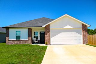 985 West Maurice Street, Bolivar, MO 65613