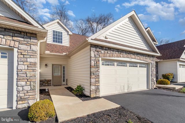 53 MAIZE CIR, Elizabethtown, PA 17022
