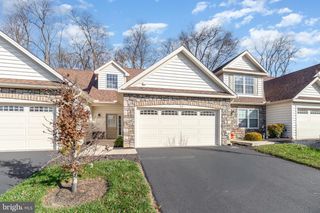 53 MAIZE CIR, Elizabethtown, PA 17022