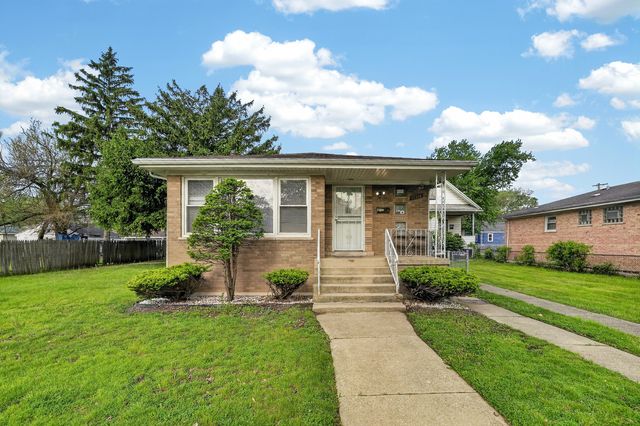 12326 S Racine Avenue, Calumet Park, IL 60827