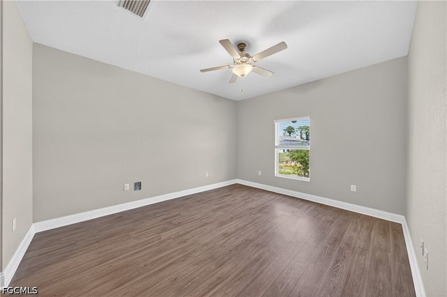 1001 NE 35th LN, Cape Coral, FL 33909