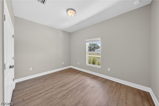 1001 NE 35th LN, Cape Coral, FL 33909