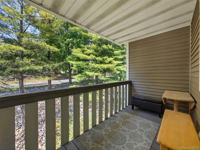 198 Eagle Ridge Way, Nanuet, NY 10954