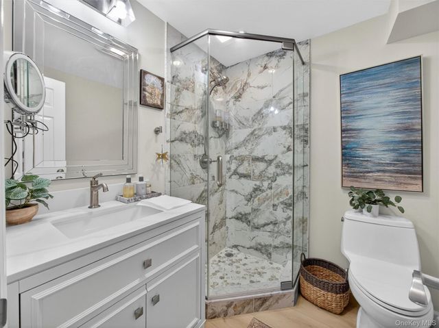 198 Eagle Ridge Way, Nanuet, NY 10954