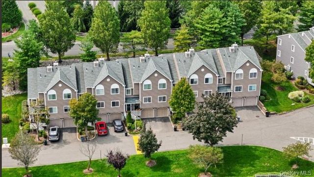 198 Eagle Ridge Way, Nanuet, NY 10954