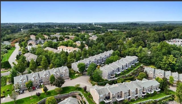 198 Eagle Ridge Way, Nanuet, NY 10954