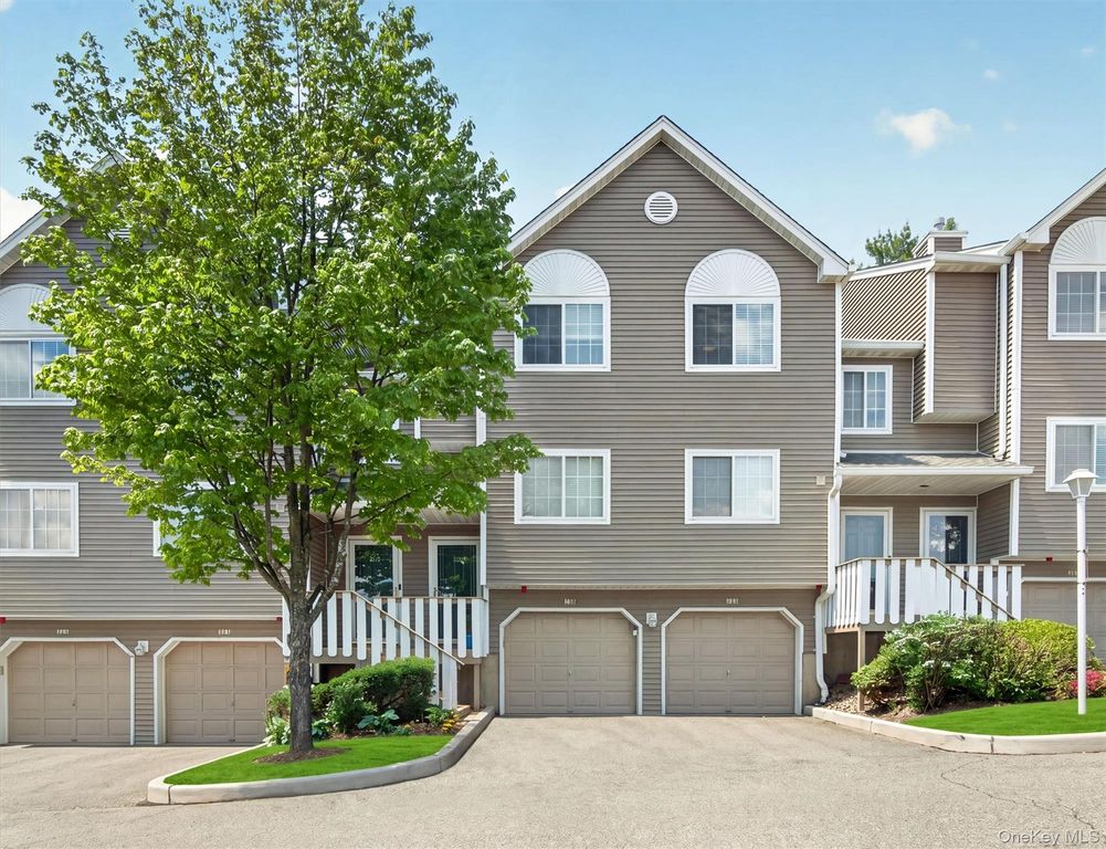 198 Eagle Ridge Way, Nanuet, NY 10954 — exterior