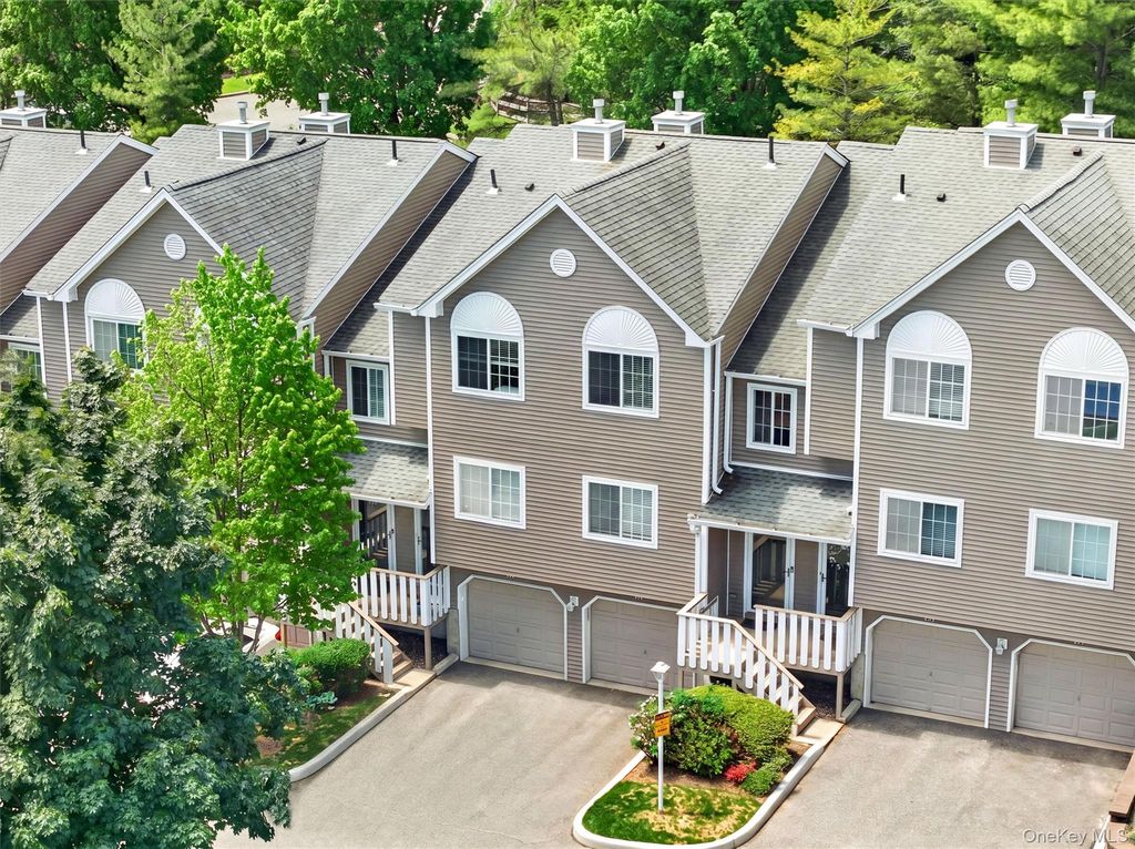 198 Eagle Ridge Way, Nanuet, NY 10954 — photo 2