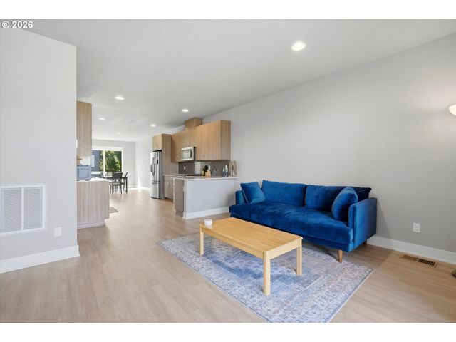 12418 Sw 171ST Ter, Beaverton, OR 97007