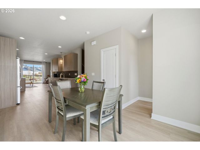 12418 Sw 171ST Ter, Beaverton, OR 97007