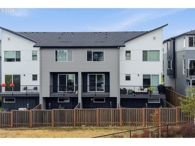 12418 Sw 171ST Ter, Beaverton, OR 97007