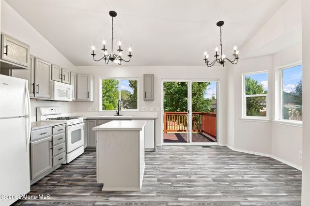 2871 W Apperson DR, Coeur D'alene, ID 83815