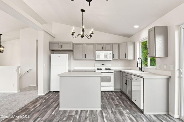2871 W Apperson DR, Coeur D'alene, ID 83815