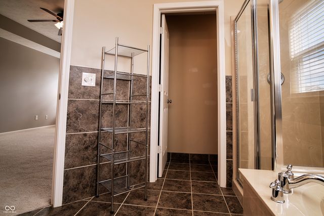 11813 Traymoore Drive, Fishers, IN 46038