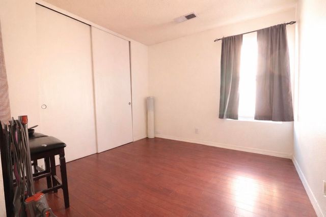 8016 Greythorn Road SW, Albuquerque, NM 87121