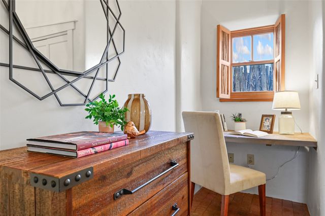 654 B San Francisco, Santa Fe, NM 87501