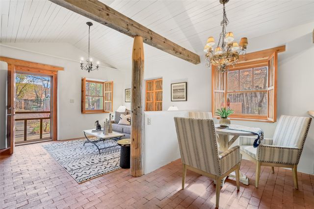 654 B San Francisco, Santa Fe, NM 87501