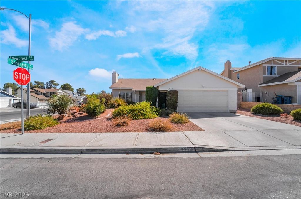 7373 Newcrest Circle, Las Vegas, NV 89147 — photo 2