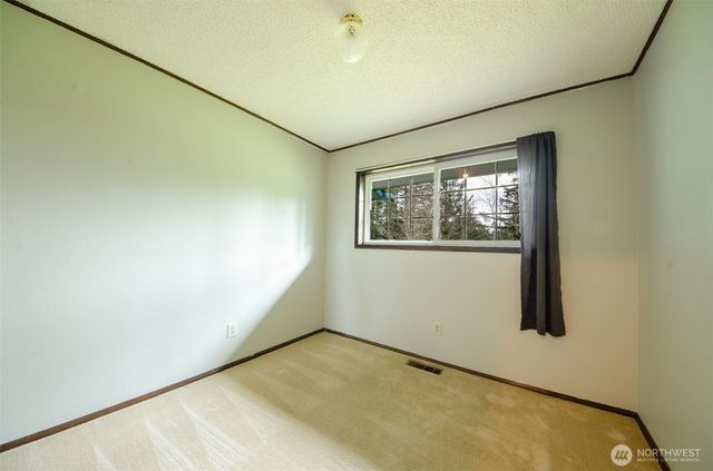 1487 Centralia Alpha Road, Chehalis, WA 98532