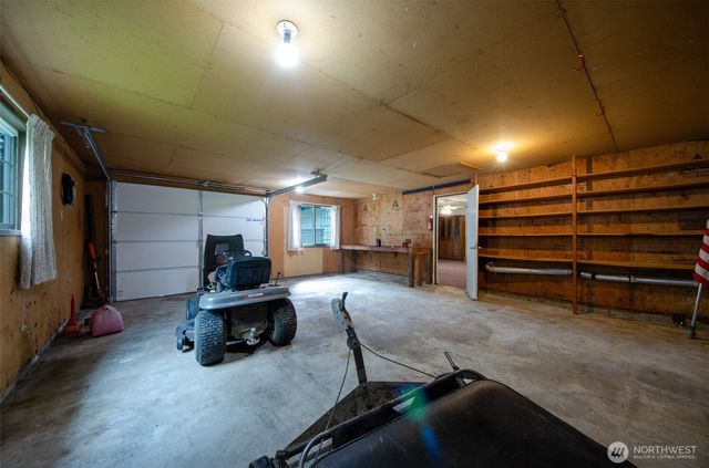 1487 Centralia Alpha Road, Chehalis, WA 98532