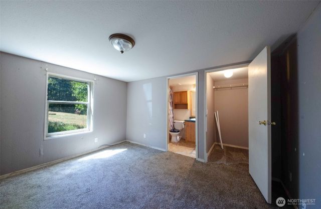 1487 Centralia Alpha Road, Chehalis, WA 98532