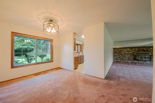 1487 Centralia Alpha Road, Chehalis, WA 98532