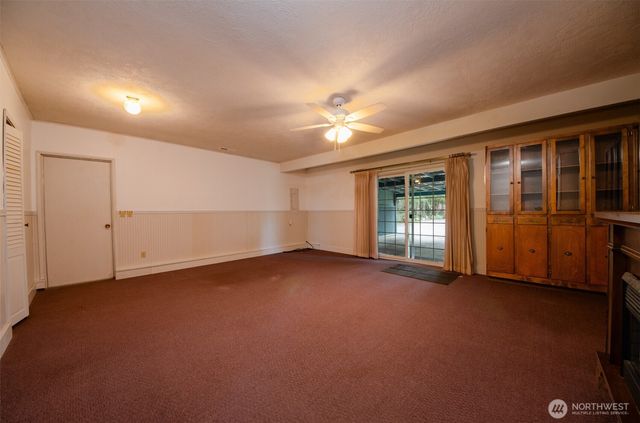 1487 Centralia Alpha Road, Chehalis, WA 98532