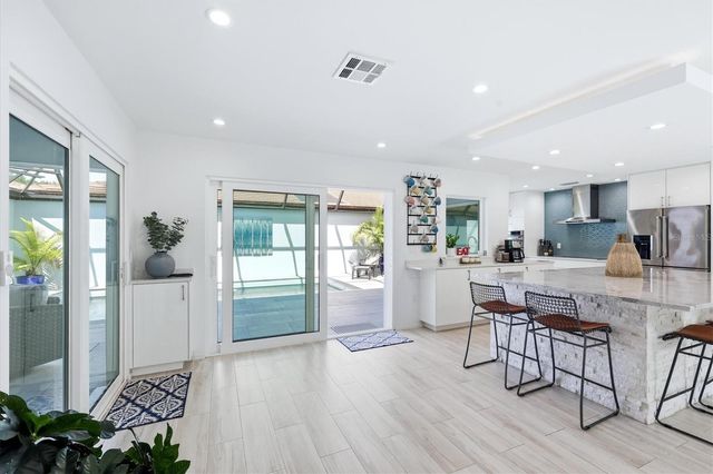 3694 GLEN OAKS MANOR DRIVE, Sarasota, FL 34232