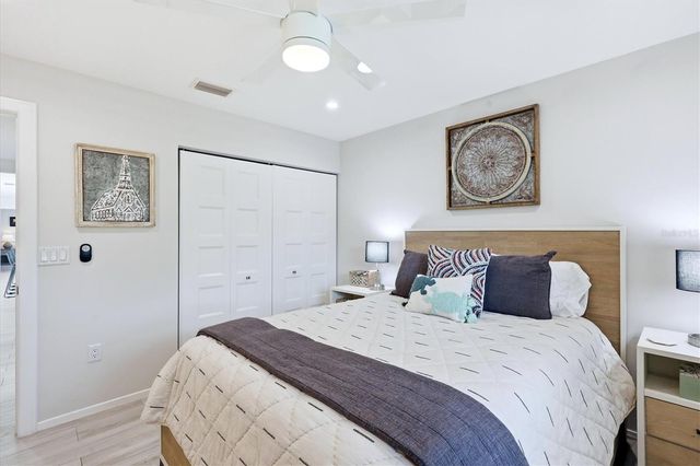 3694 GLEN OAKS MANOR DRIVE, Sarasota, FL 34232