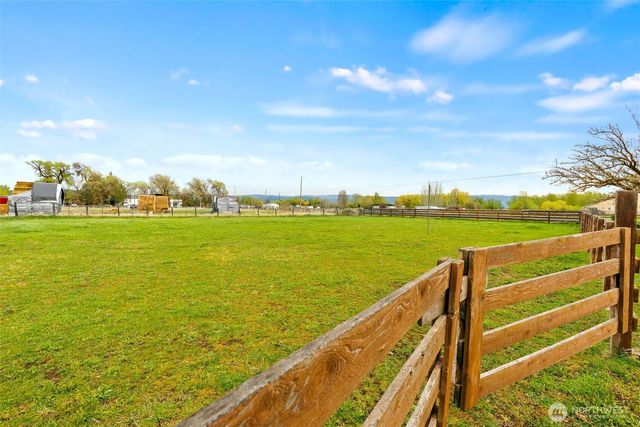 3320 Wilson Creek Road, Ellensburg, WA 98926
