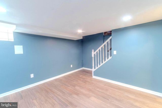 8320 HILLENDALE RD, Baltimore, MD 21234