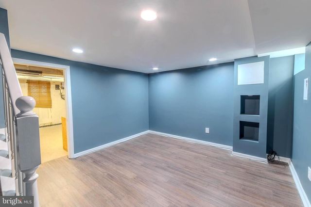 8320 HILLENDALE RD, Baltimore, MD 21234