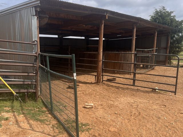 2548 County Road 2690, Alvord, TX 76225