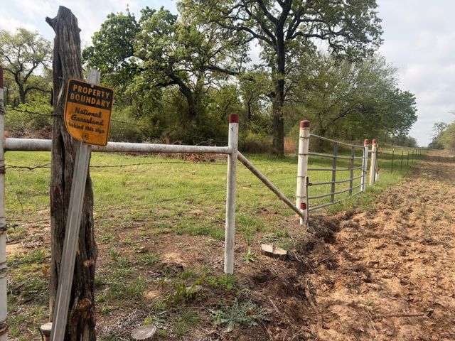 2548 County Road 2690, Alvord, TX 76225