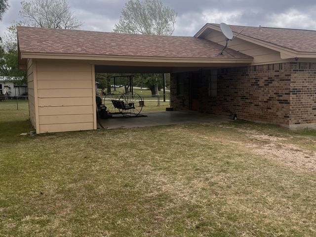 2548 County Road 2690, Alvord, TX 76225