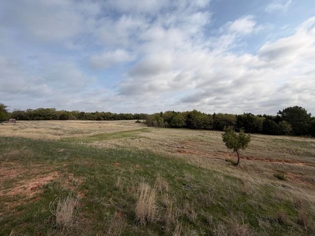 2548 County Road 2690, Alvord, TX 76225