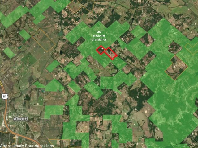 2548 County Road 2690, Alvord, TX 76225