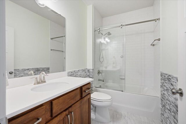 5355 130th Way N, Hugo, MN 55038