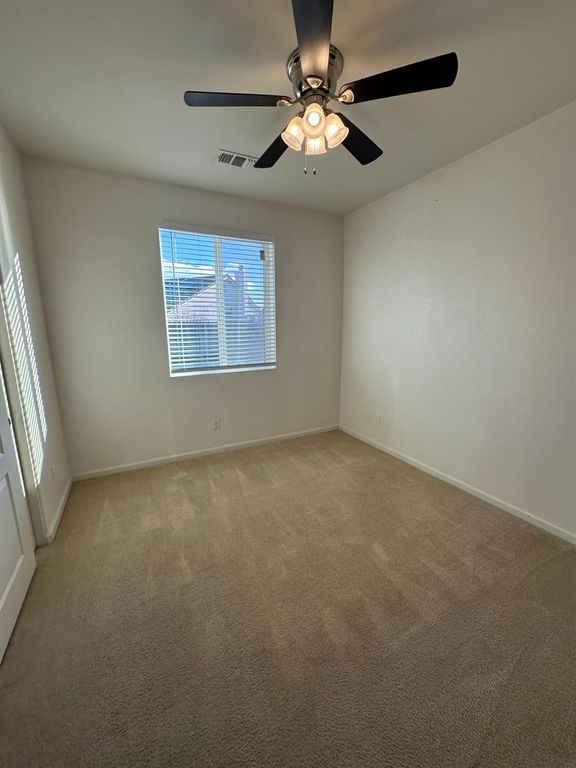 Image 13 of property listing at 5448 E Laurite Avenue, Fresno, CA 93727