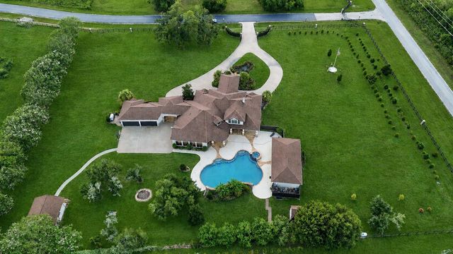 6810 Anthonia Lane, Richmond, TX 77406