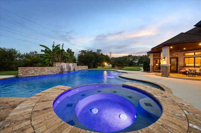6810 Anthonia Lane, Richmond, TX 77406