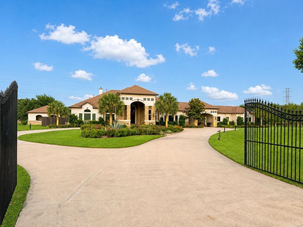 6810 Anthonia Lane, Richmond, TX 77406