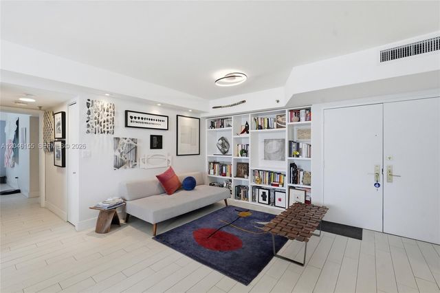 9 Island Ave 705, Miami Beach, FL 33139