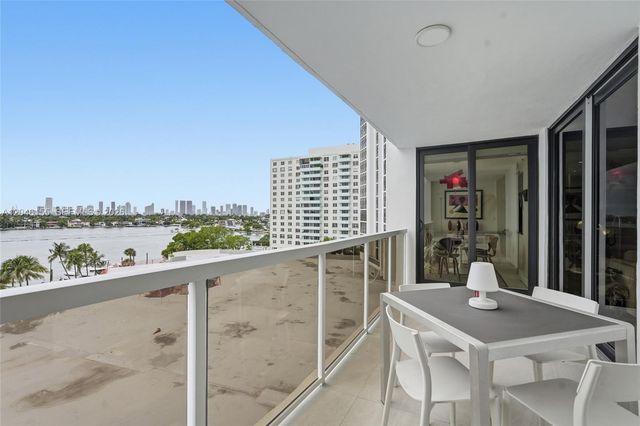 9 Island Ave 705, Miami Beach, FL 33139