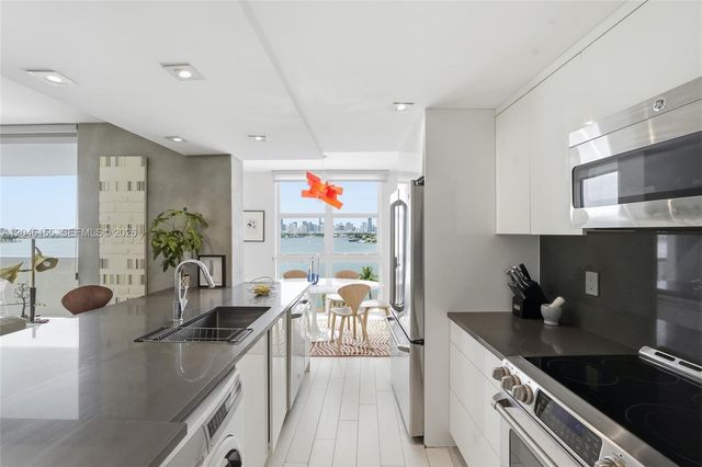 9 Island Ave 705, Miami Beach, FL 33139