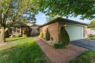 47 Glen Eagles Drive, Schererville, IN 46375