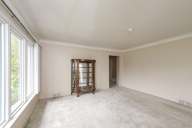 20313 Alger Street, Saint Clair Shores, MI 48080